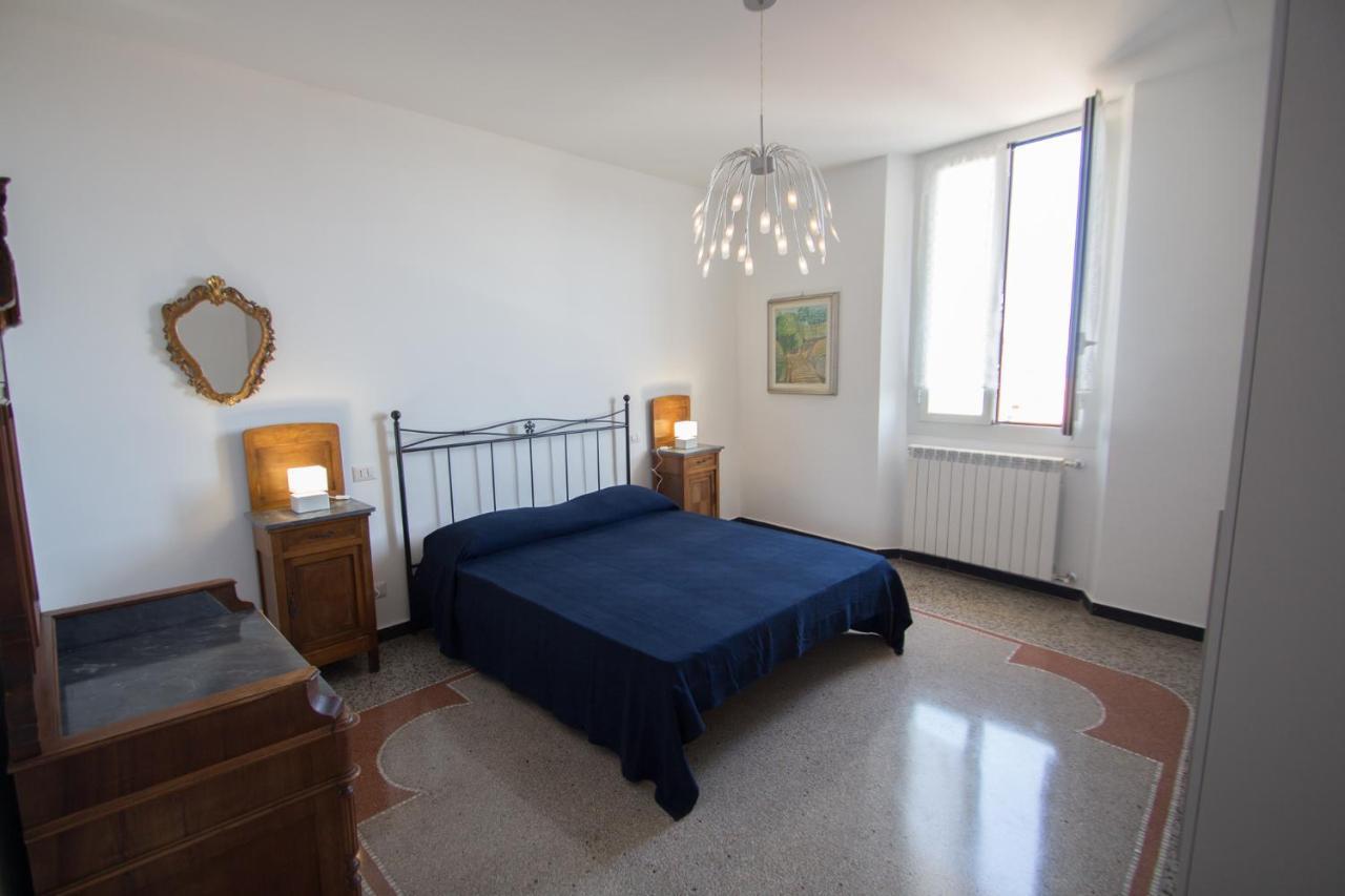 Appartamento di 5 locali,8 posti letto vista mare Varazze Esterno foto